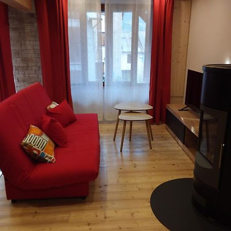 Appartement Dans Maison De Village Crots المظهر الخارجي الصورة