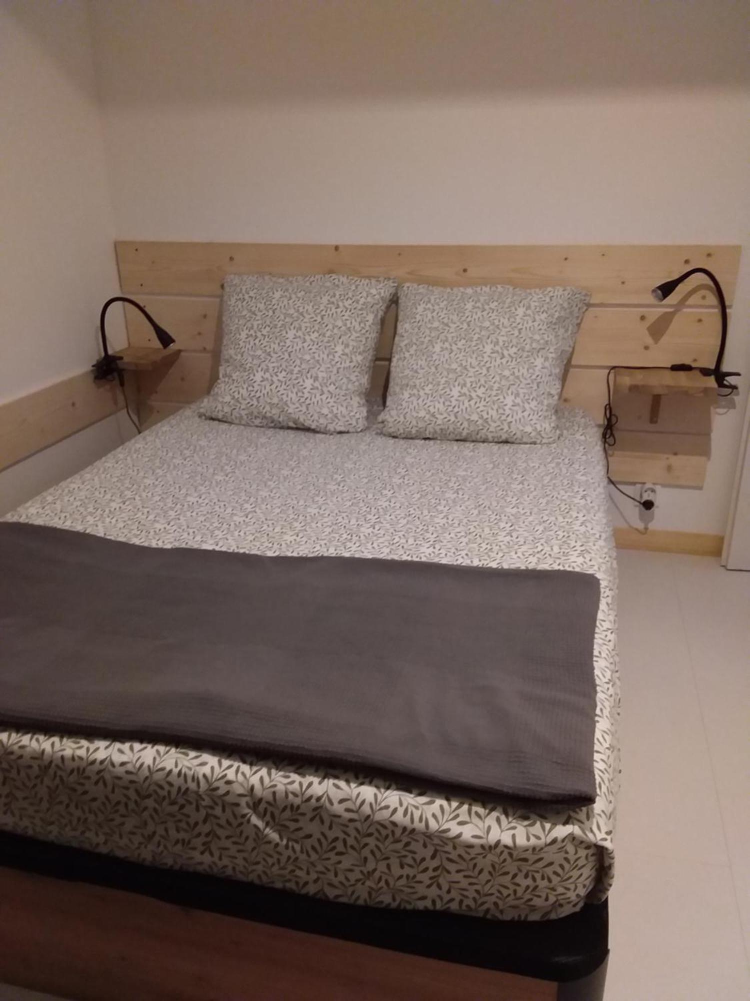 Appartement Dans Maison De Village Crots المظهر الخارجي الصورة